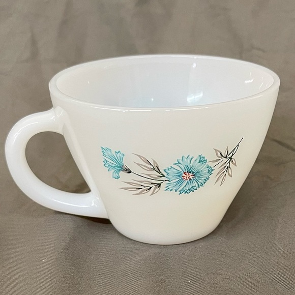 Vintage Fire King Oven Ware Milk Glass Bonnie Blue Carnation Cup and Saucer Set - Picture 5 of 8